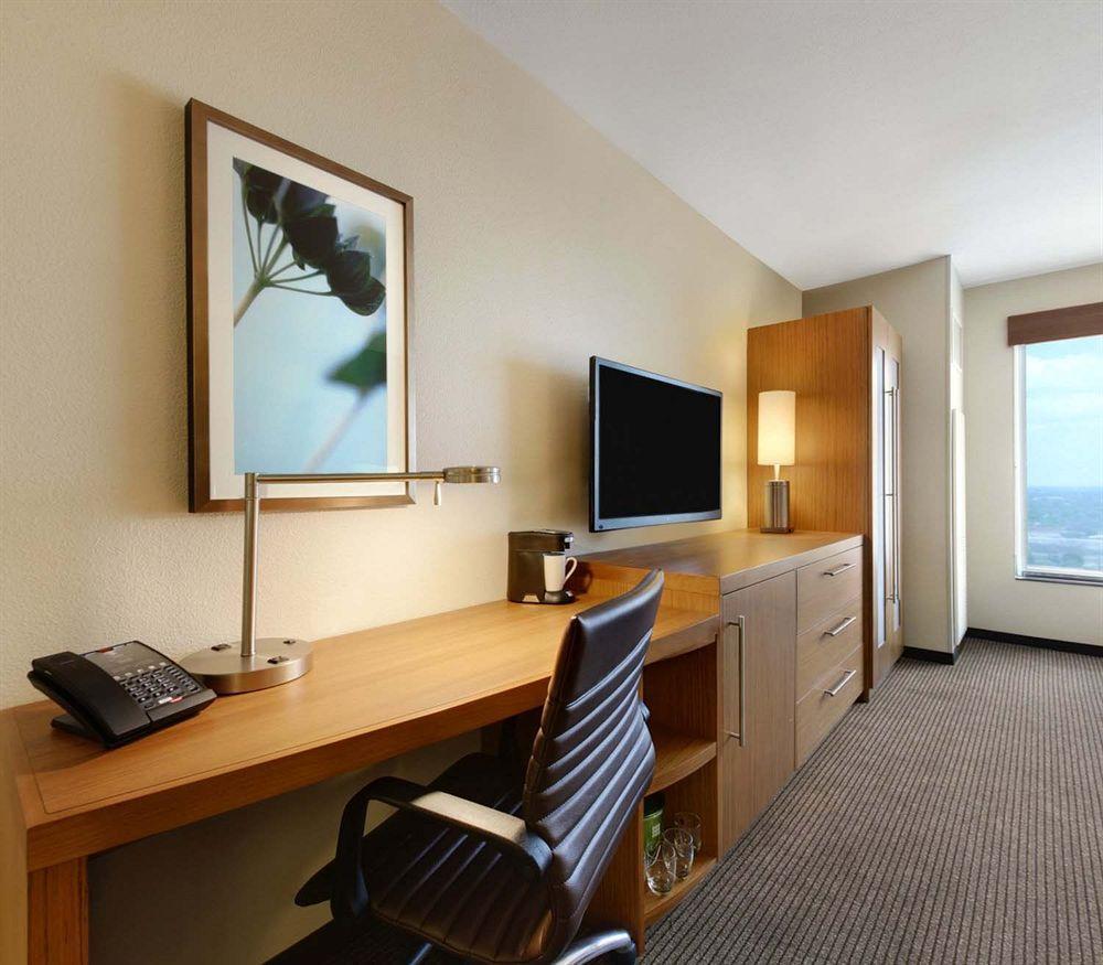 ไฮแอท เพลส ชาร์ลอตต์ ดาวน์ทาวน์ Hotel ชาร์ล็อต ภายนอก รูปภาพ